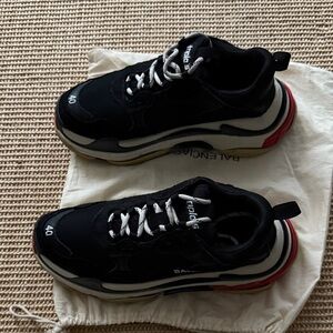 Balenciaga Black and White Chunky Sneakers